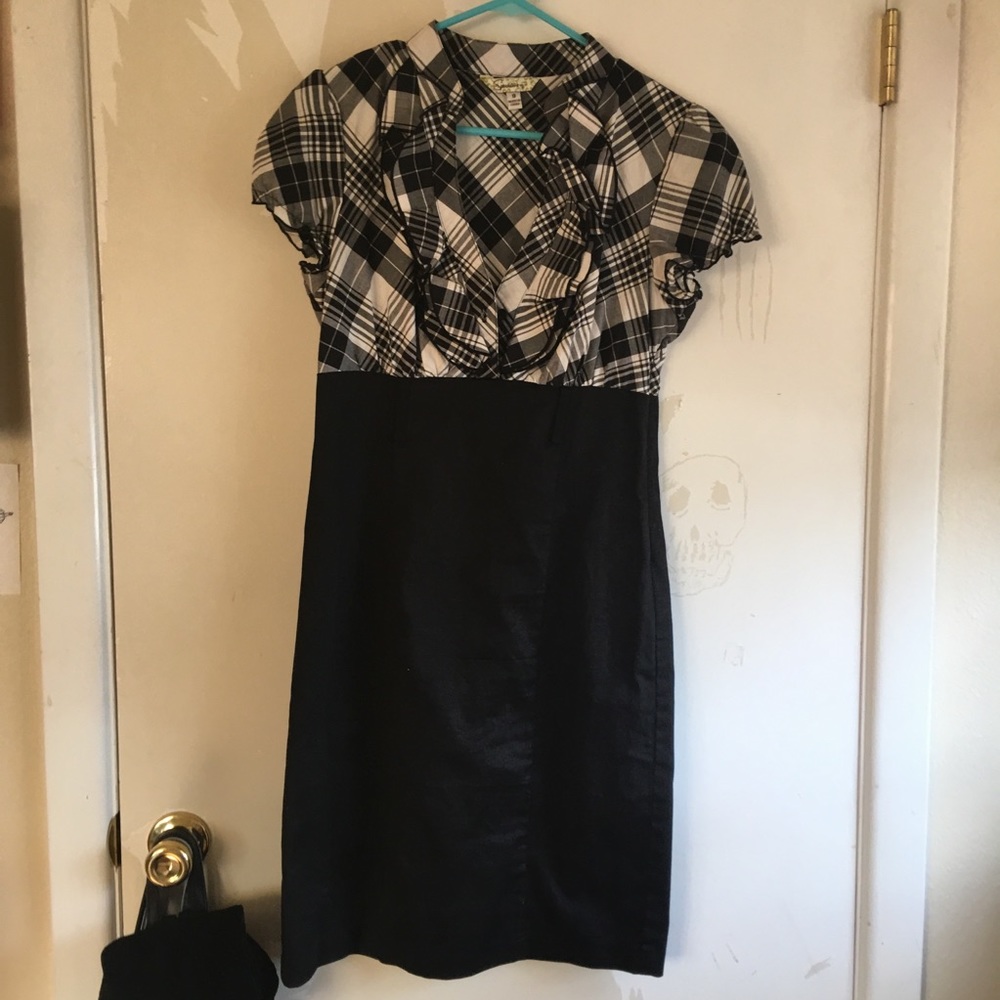 Women’s black & white dress
